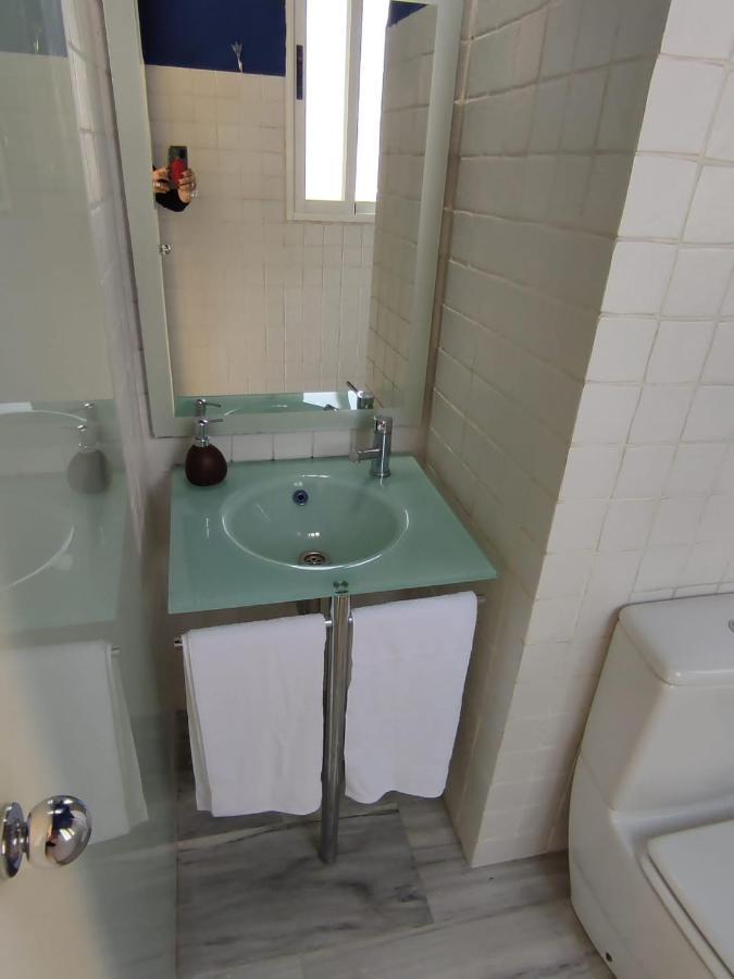 Atico Con Vistas En Granada Centro Apartman Kültér fotó