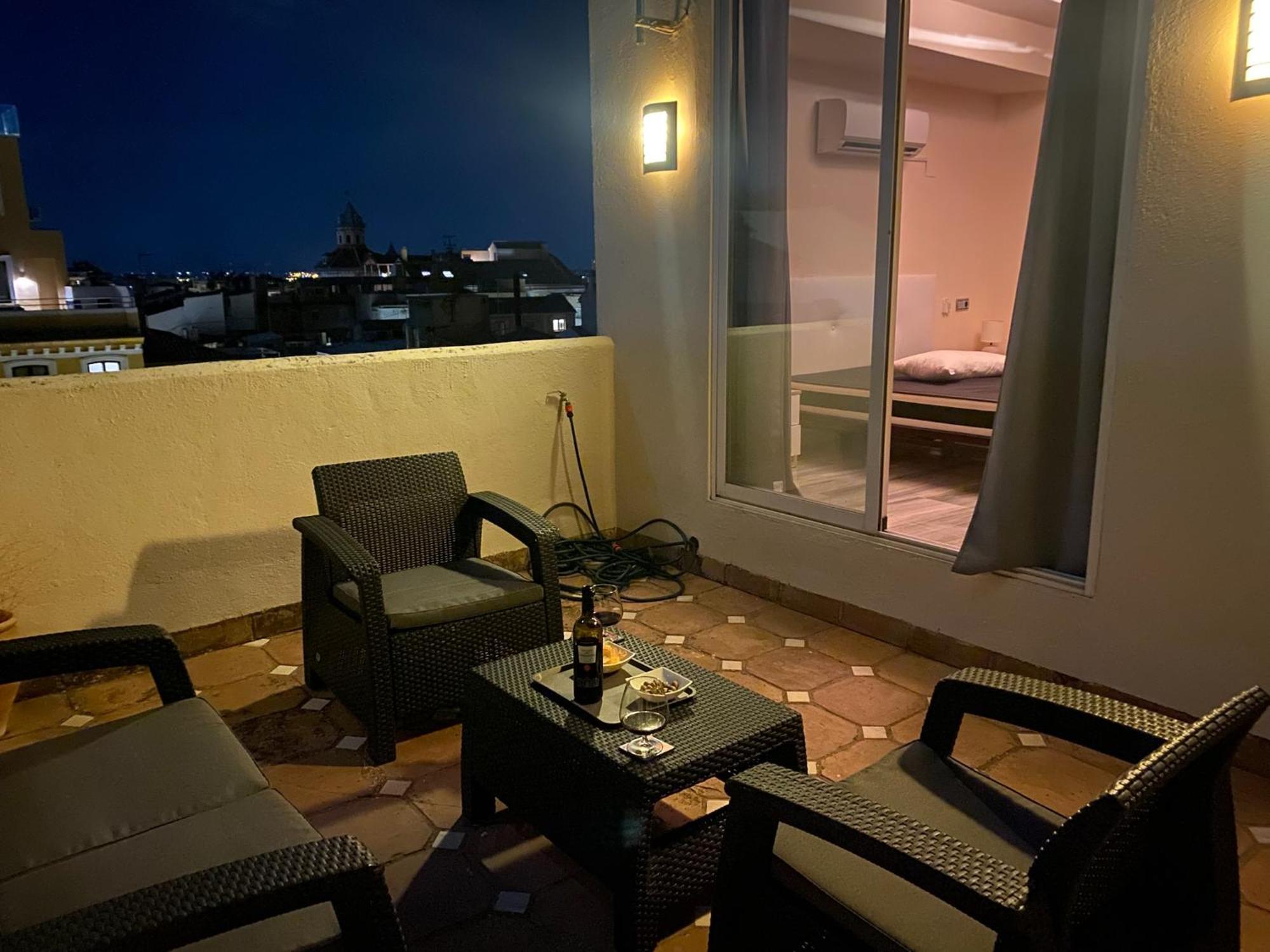 Atico Con Vistas En Granada Centro Apartman Kültér fotó