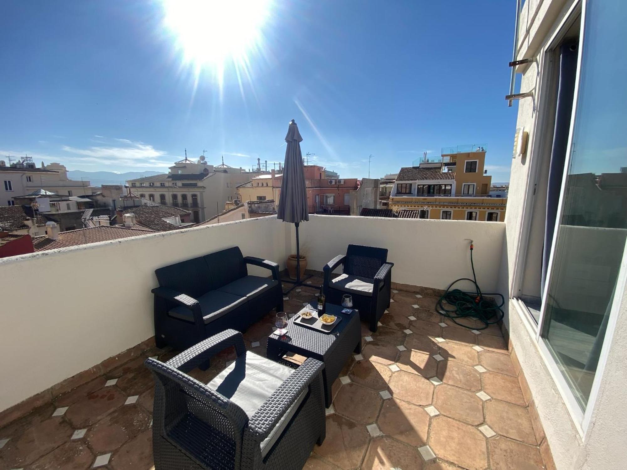 Atico Con Vistas En Granada Centro Apartman Kültér fotó