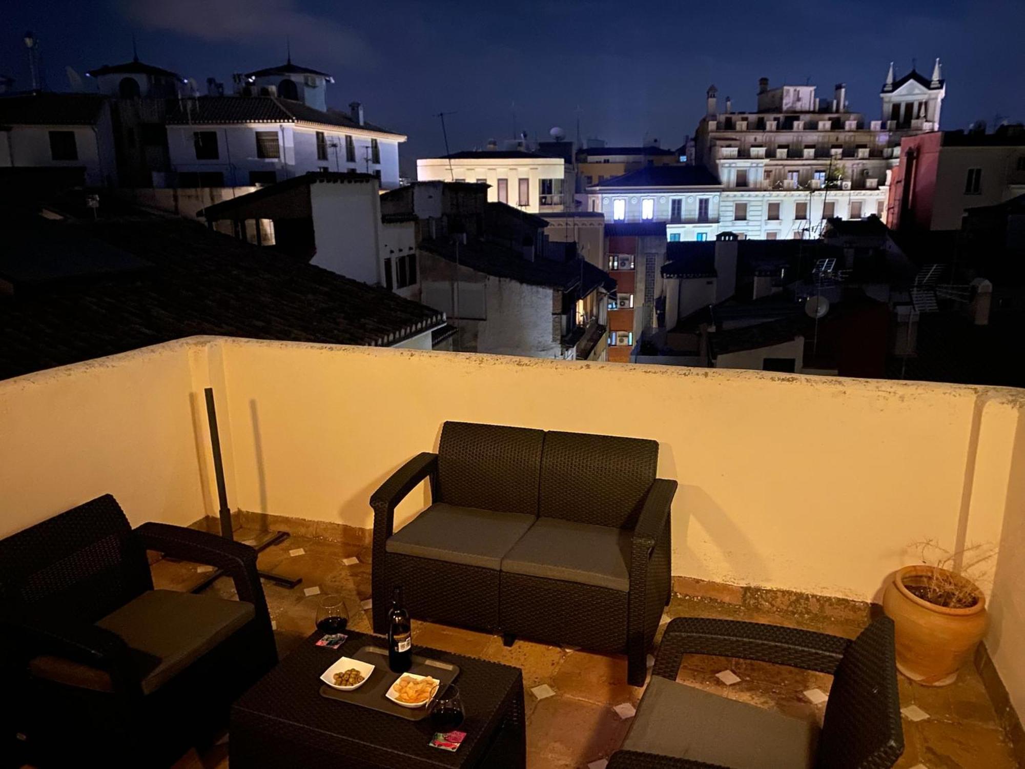 Atico Con Vistas En Granada Centro Apartman Kültér fotó